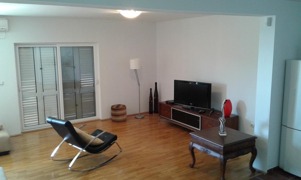 Oro Apartments Petrovac Phòng bức ảnh