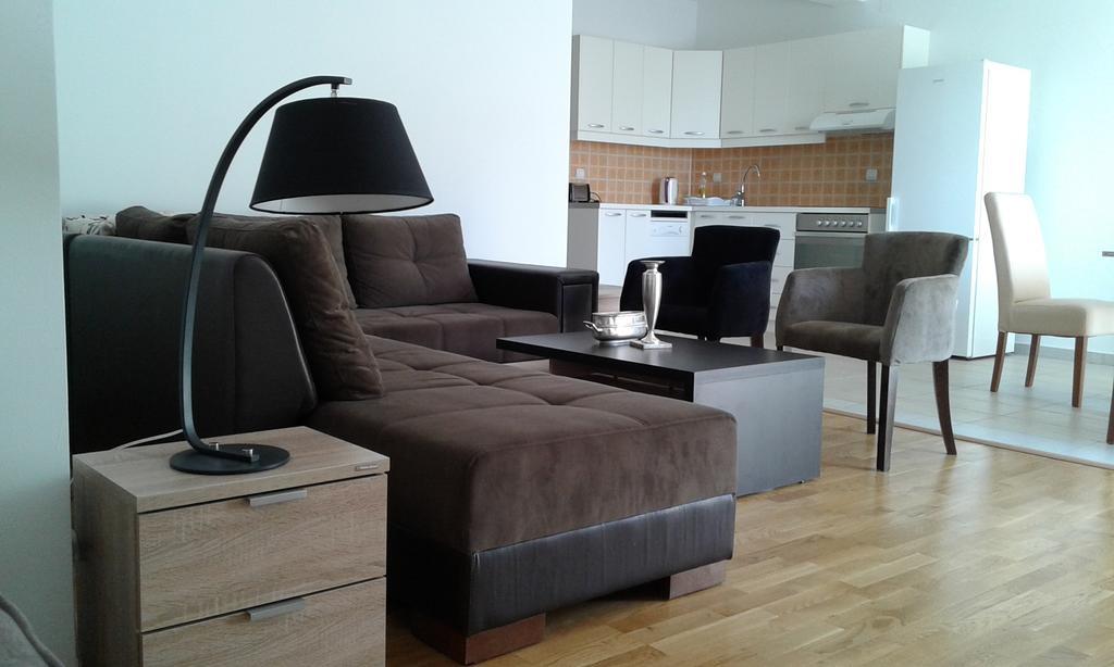 Oro Apartments Petrovac Phòng bức ảnh